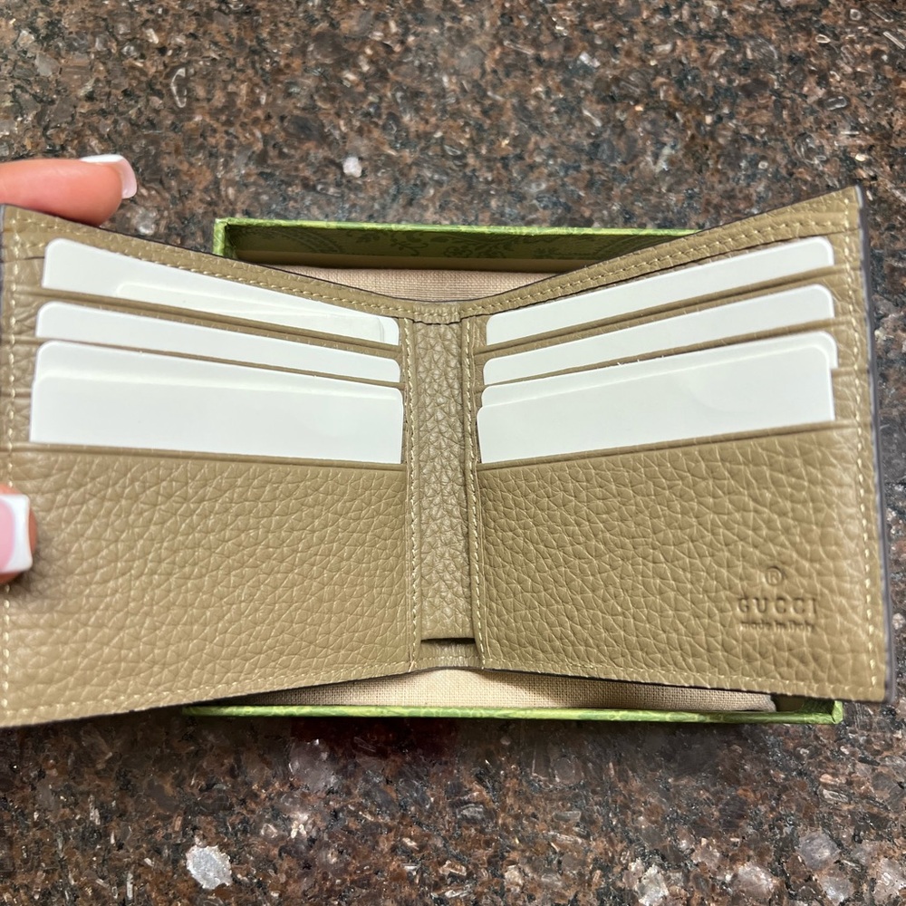 Gucci Beige Leather Card Holder Wallet NWT - Picture 3 of 6